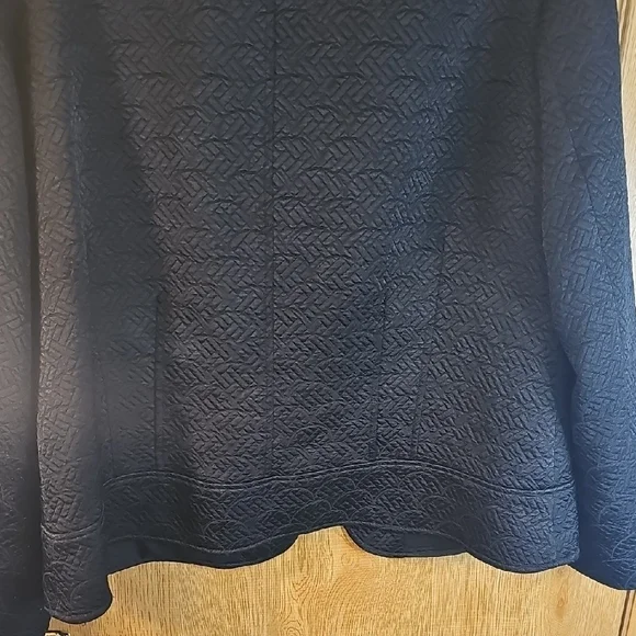 Chico's Elegant Black Blazer with Textured Finish - Picture 10 of 10